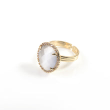 Load image into Gallery viewer, White Catseye Ring