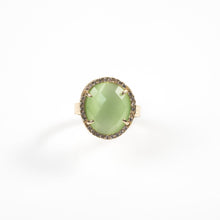 Load image into Gallery viewer, Green Catseye Ring